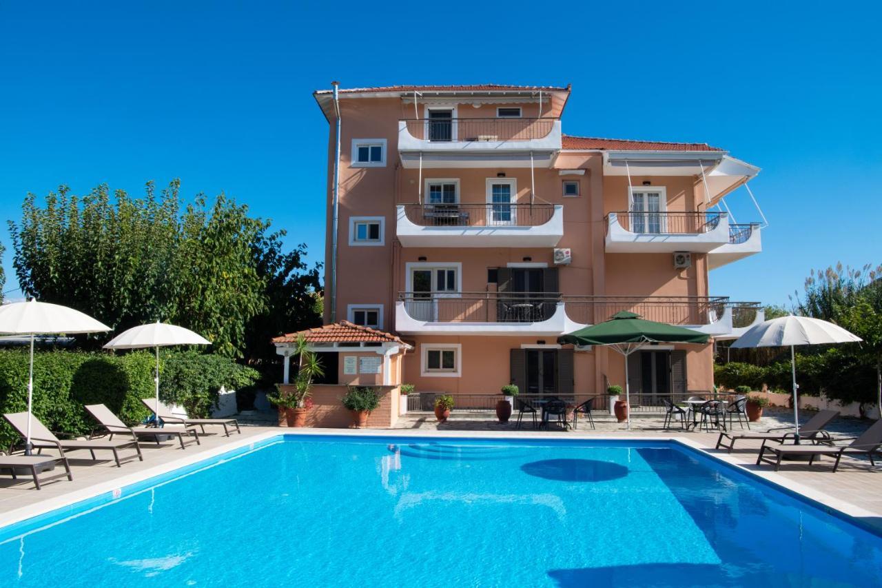 Hotel Sunny Garden à Nydri  Extérieur photo