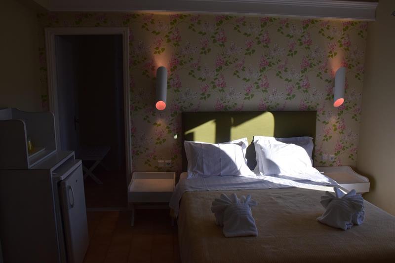Hotel Sunny Garden à Nydri  Extérieur photo